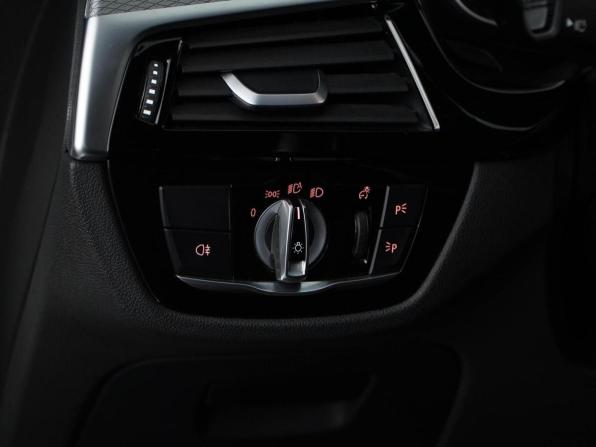 BMW 6 серии IV (G32) с пробегом 2018 года, цена 3 249 444 рубля, 192616 км, лифтбек, Автокод Объявления