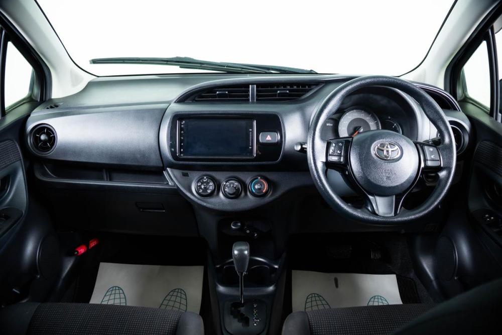 Toyota Vitz III (XP130) Рестайлинг 2 Пермь  - изображение 13