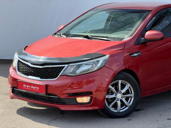 Kia Rio III Рестайлинг с пробегом 2015 года, цена 980 000 рублей, 98102 км, седан, Автокод Объявления