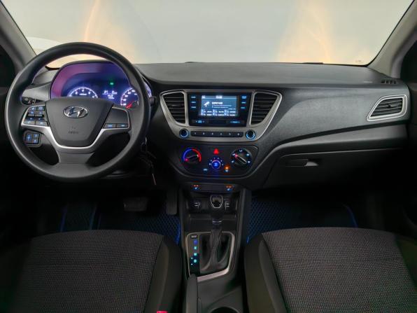 Hyundai Solaris II Рестайлинг с пробегом 2020 года, цена 1 455 000 рублей, 76040 км, седан, Автокод Объявления