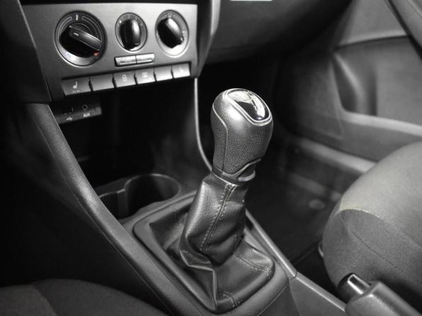 Skoda Rapid I с пробегом 2016 года, цена 855 900 рублей, 110336 км, лифтбек, Автокод Объявления