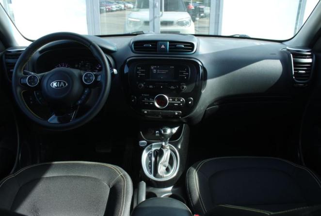 Kia Soul II с пробегом 2015 года, цена 1 350 000 рублей, 138741 км, хэтчбек, Автокод Объявления