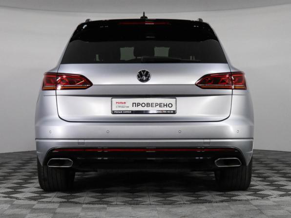 Volkswagen Touareg III с пробегом 2022 года, цена 8 100 000 рублей, 54768 км, внедорожник, Автокод Объявления
