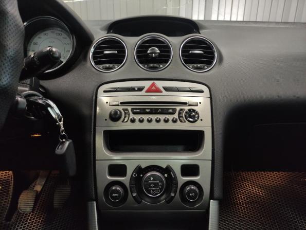 Peugeot 308 I с пробегом 2009 года, цена 300 000 рублей, 257509 км, хэтчбек, Автокод Объявления