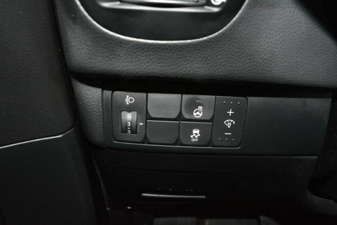 Kia Soul II Рестайлинг с пробегом 2016 года, цена 1 499 000 рублей, 174000 км, хэтчбек, Автокод Объявления