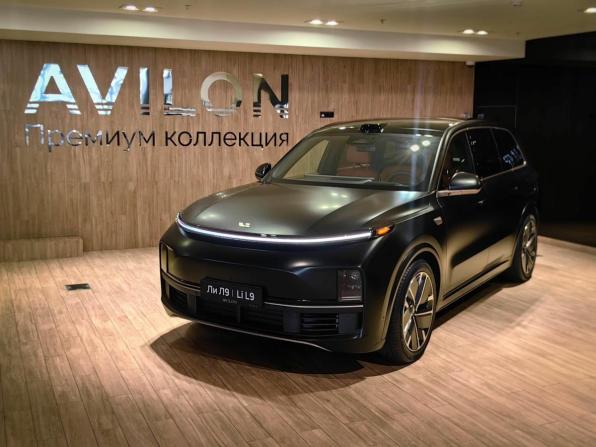 Новый Li Auto (Lixiang) L9 I Рестайлинг 2025 года, цена 11 990 000 рублей, внедорожник, Автокод Объявления