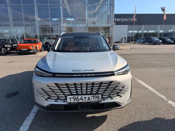 BAIC X75 с пробегом 2024 года, цена 2 025 000 рублей, 57549 км, внедорожник, Автокод Объявления