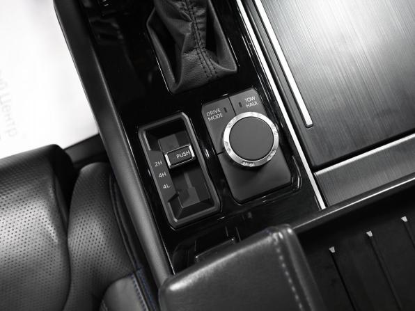 Toyota Sequoia III с пробегом 2023 года, цена 10 250 000 рублей, 53906 км, внедорожник, Автокод Объявления