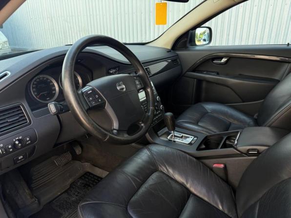 Volvo XC70 II с пробегом 2008 года, цена 1 017 000 рублей, 301867 км, универсал, Автокод Объявления