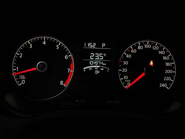 Volkswagen Polo V Рестайлинг с пробегом 2018 года, цена 1 111 000 рублей, 104819 км, седан, Автокод Объявления
