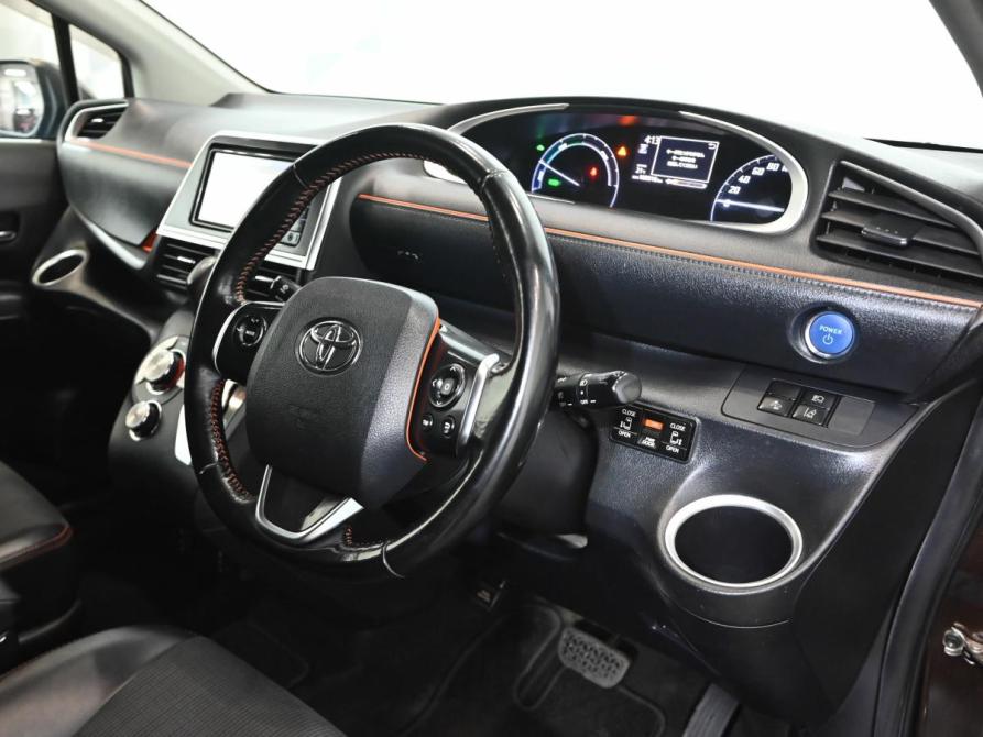 Toyota Sienta II Екатеринбург  - изображение 12