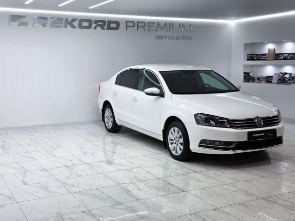 Volkswagen Passat B7 с пробегом 2013 года, цена 1 230 000 рублей, 176800 км, седан, Автокод Объявления