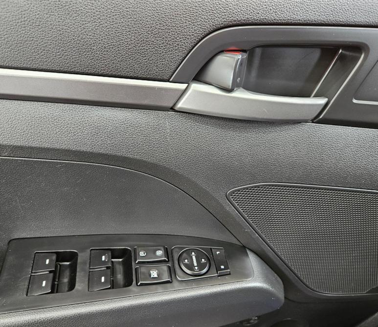 Hyundai Elantra VI (AD) Вологда  - изображение 17