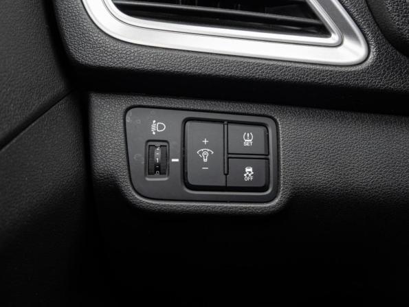 Hyundai Solaris II Рестайлинг с пробегом 2021 года, цена 1 645 000 рублей, 67978 км, седан, Автокод Объявления