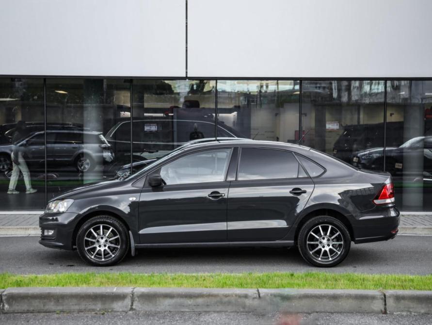 Volkswagen Polo V Рестайлинг Санкт-Петербург  - изображение 9