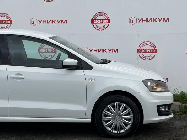 Volkswagen Polo V Рестайлинг с пробегом 2017 года, цена 949 000 рублей, 189421 км, седан, Автокод Объявления
