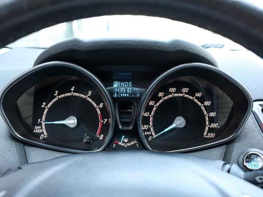 Ford Fiesta Mk6 Рестайлинг Москва  - изображение 14