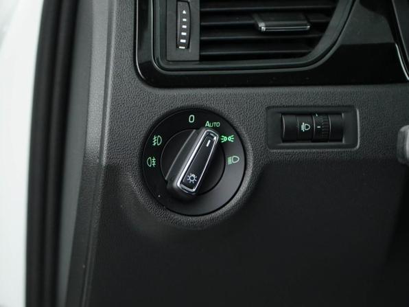 Skoda Rapid I Рестайлинг с пробегом 2018 года, цена 1 443 055 рублей, 95664 км, лифтбек, Автокод Объявления