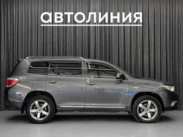 Toyota Highlander II (XU40) Рестайлинг с пробегом 2013 года, цена 1 980 000 рублей, 273000 км, внедорожник, Автокод Объявления