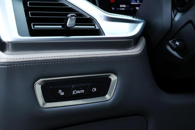 BMW X7 I (G07) Рестайлинг с пробегом 2023 года, цена 17 500 000 рублей, 37431 км, внедорожник, Автокод Объявления