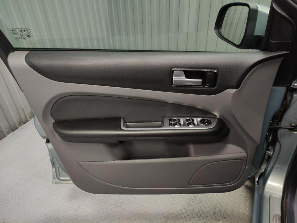 Ford Focus II Рестайлинг с пробегом 2010 года, цена 555 000 рублей, 209209 км, хэтчбек, Автокод Объявления