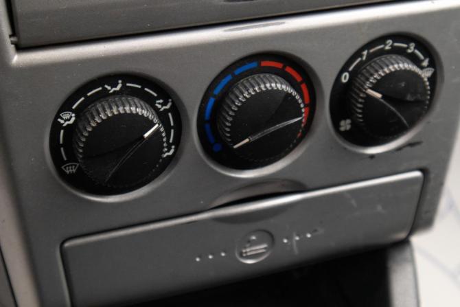 Lada (ВАЗ) Priora I с пробегом 2012 года, цена 279 000 рублей, 221911 км, универсал, Автокод Объявления