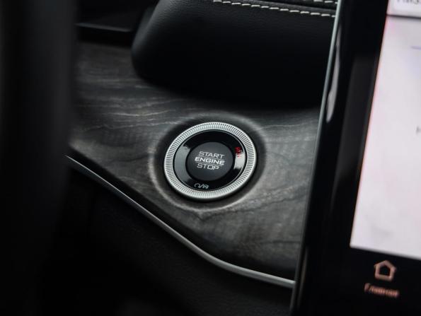 Jeep Grand Cherokee V (WL) с пробегом 2022 года, цена 5 399 000 рублей, 80269 км, внедорожник, Автокод Объявления