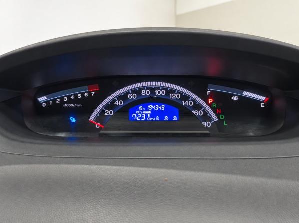 Honda Freed I Рестайлинг с пробегом 2012 года, цена 1 050 000 рублей, 194000 км, компактвэн, Автокод Объявления
