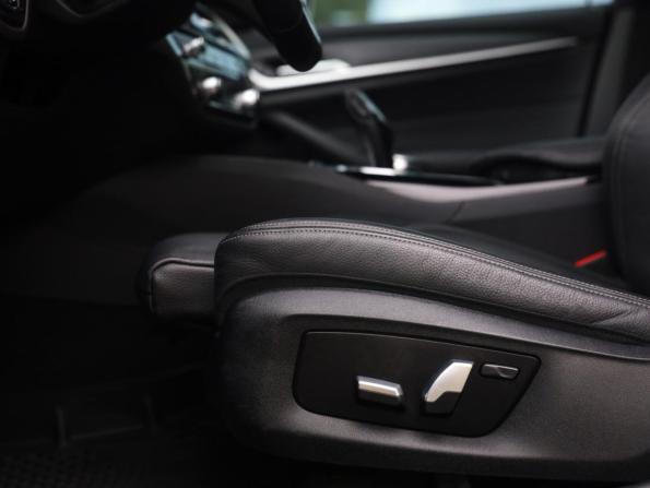 BMW 5 серии VII (G30/G31/G38) Рестайлинг с пробегом 2021 года, цена 4 599 000 рублей, 109012 км, седан, Автокод Объявления
