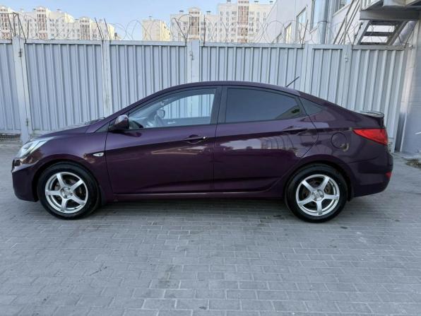 Hyundai Solaris I с пробегом 2012 года, цена 649 000 рублей, 282919 км, седан, Автокод Объявления