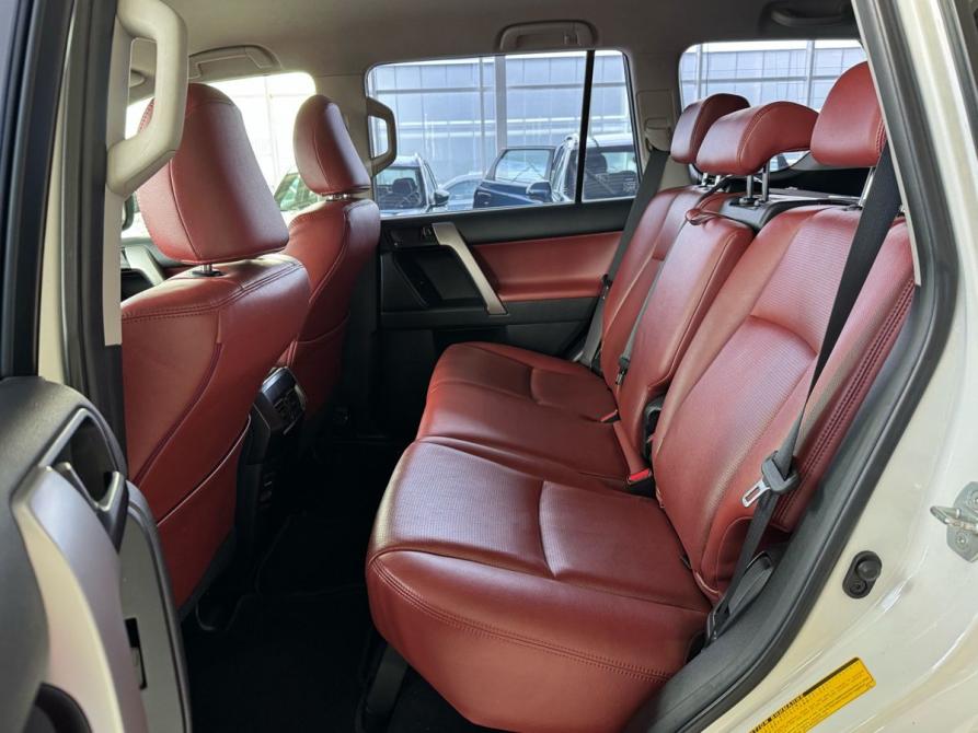 Toyota Land Cruiser Prado 150 Series Рестайлинг 1 Москва  - изображение 11
