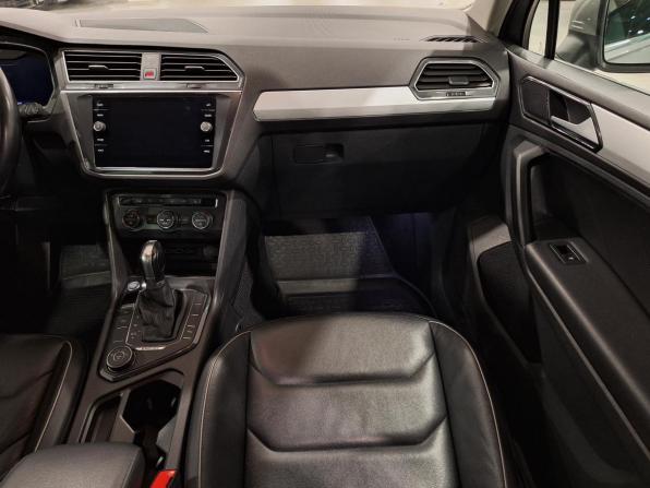 Volkswagen Tiguan II с пробегом 2018 года, цена 2 799 000 рублей, 158350 км, внедорожник, Автокод Объявления