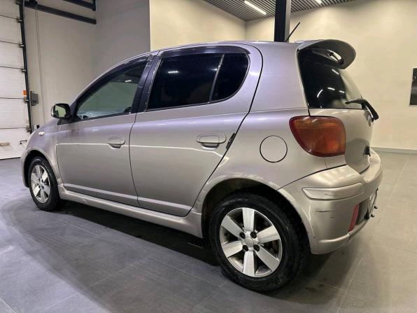 Toyota Vitz I (P10) с пробегом 2003 года, цена 347 000 рублей, 301424 км, хэтчбек, Автокод Объявления