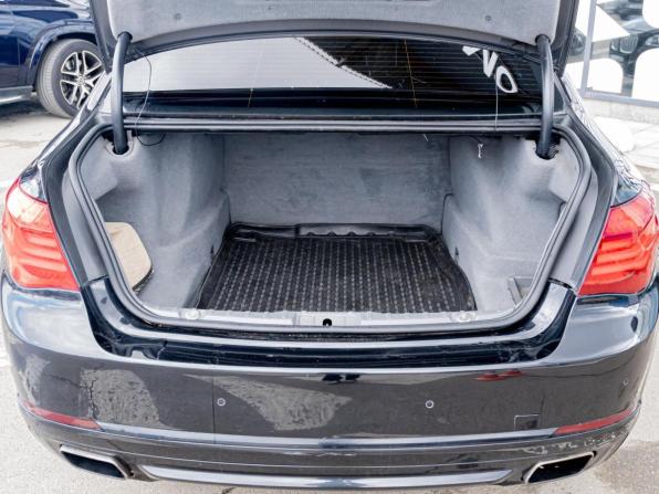 BMW 7 серии V (F01/F02/F04) Рестайлинг с пробегом 2012 года, цена 2 100 000 рублей, 271774 км, седан, Автокод Объявления