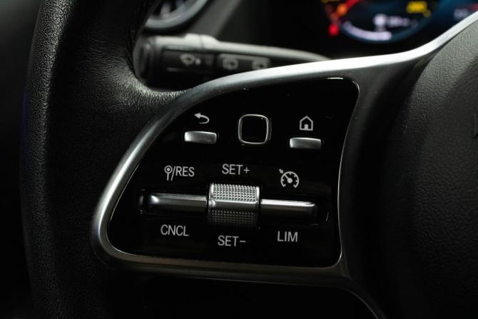 Mercedes-Benz GLA II (H247) с пробегом 2020 года, цена 3 499 000 рублей, 29518 км, внедорожник, Автокод Объявления