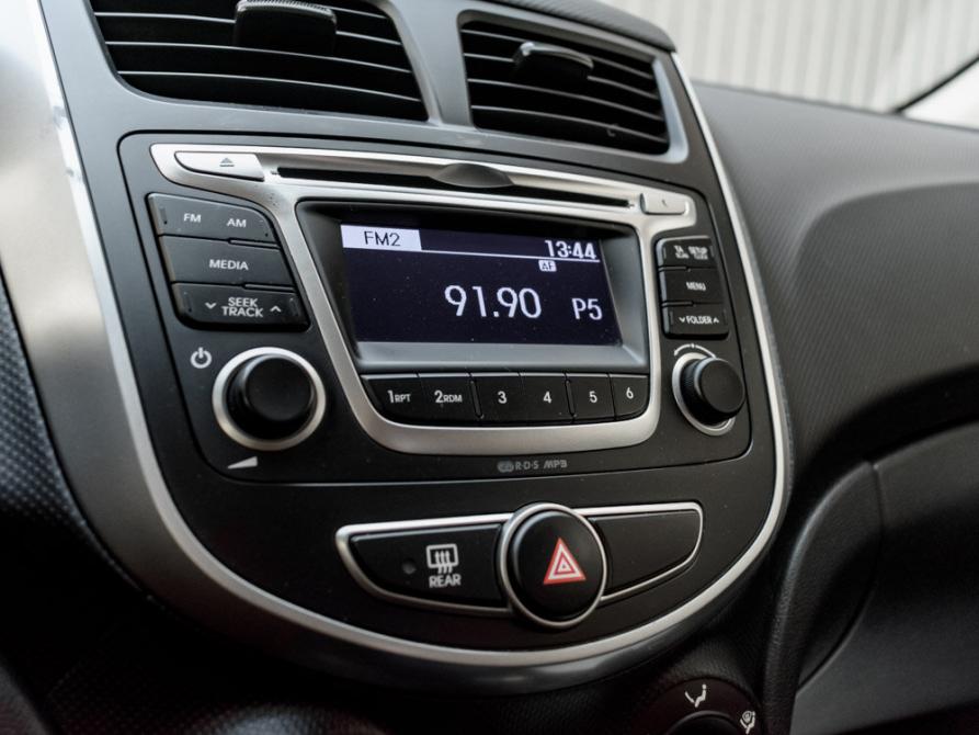 Hyundai Solaris I Рестайлинг Екатеринбург  - изображение 16