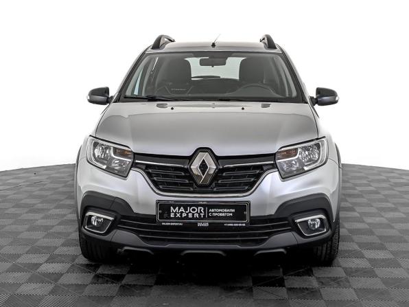 Renault Sandero II Рестайлинг с пробегом 2022 года, цена 1 435 000 рублей, 24650 км, хэтчбек, Автокод Объявления