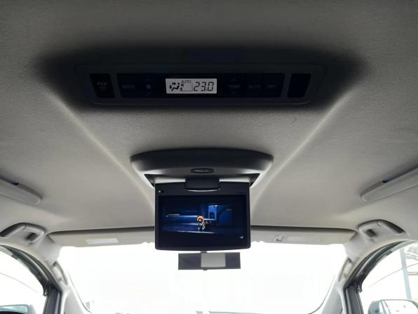 Toyota Vellfire I с пробегом 2008 года, цена 2 520 000 рублей, 171586 км, минивэн, Автокод Объявления