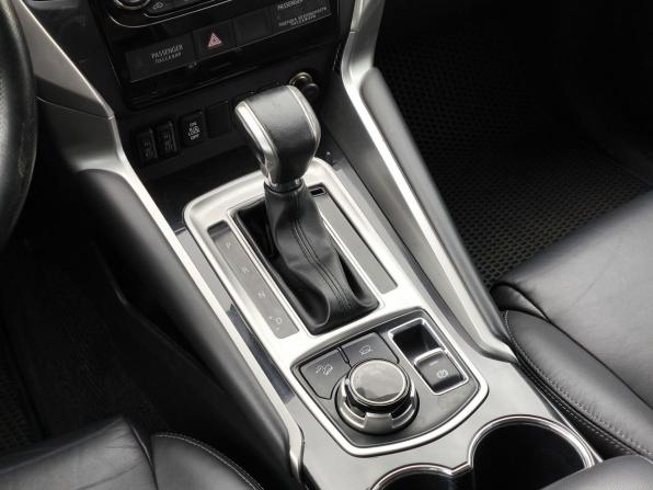 Mitsubishi Pajero Sport III с пробегом 2019 года, цена 2 690 000 рублей, 165232 км, внедорожник, Автокод Объявления