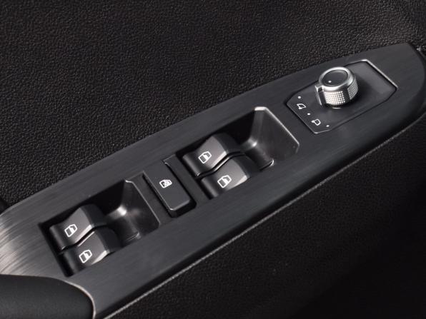 Haval Jolion I с пробегом 2023 года, цена 1 999 999 рублей, 52260 км, внедорожник, Автокод Объявления