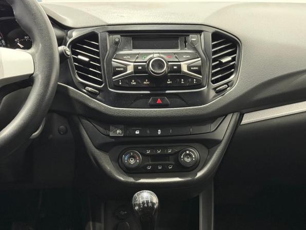 Lada (ВАЗ) Vesta I с пробегом 2016 года, цена 899 000 рублей, 117000 км, седан, Автокод Объявления