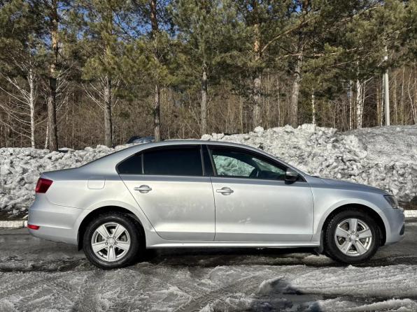Volkswagen Jetta VI с пробегом 2013 года, цена 870 000 рублей, 305000 км, седан, Автокод Объявления