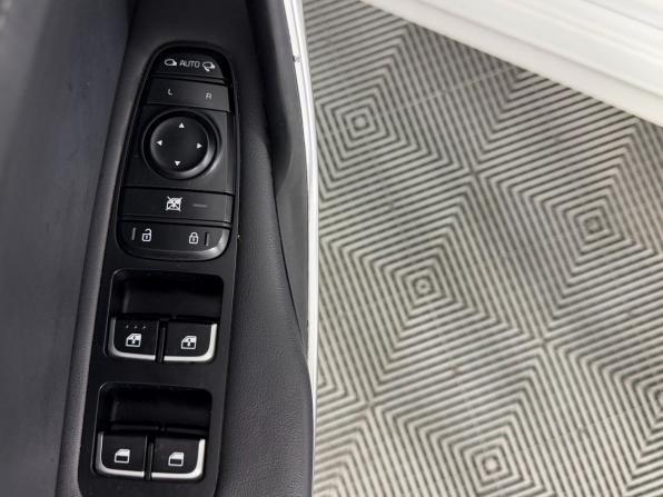 Kia Stinger I с пробегом 2019 года, цена 3 250 000 рублей, 125907 км, лифтбек, Автокод Объявления