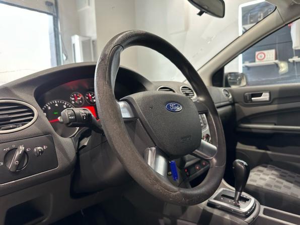 Ford Focus II с пробегом 2007 года, цена 595 000 рублей, 141497 км, седан, Автокод Объявления