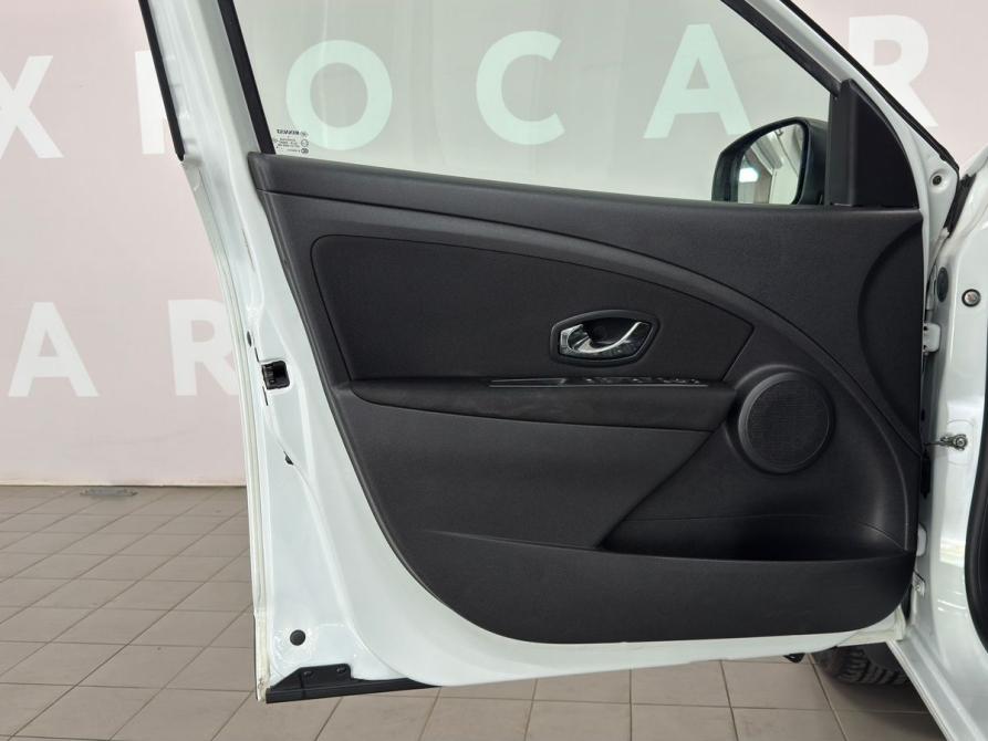 Renault Megane III Рестайлинг Волгоград  - изображение 12