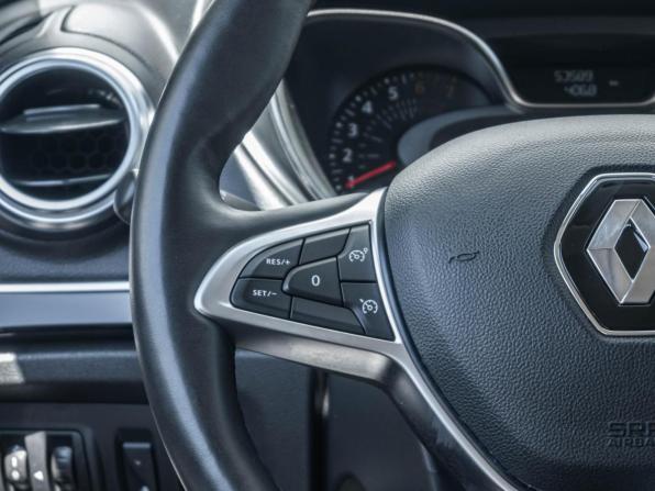 Renault Kaptur I Рестайлинг с пробегом 2021 года, цена 1 732 500 рублей, 53589 км, внедорожник, Автокод Объявления