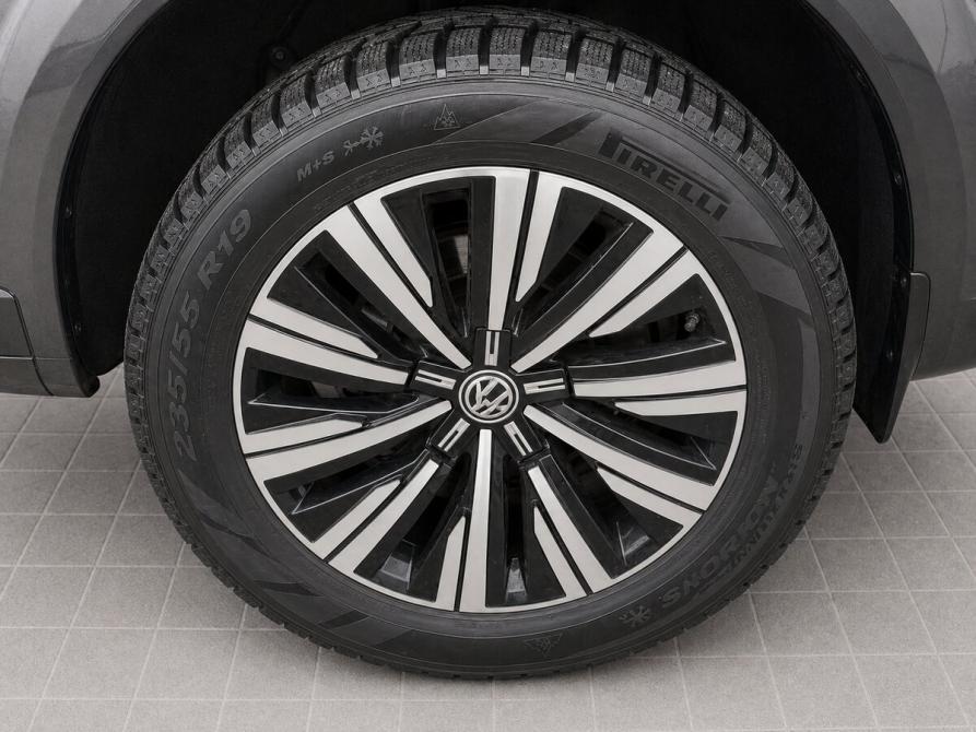 Volkswagen Touareg III Москва  - изображение 24