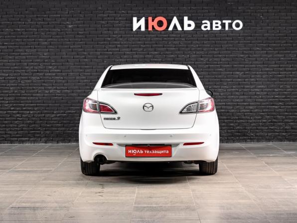 Mazda 3 II (BL) Рестайлинг с пробегом 2012 года, цена 1 000 000 рублей, 174426 км, седан, Автокод Объявления