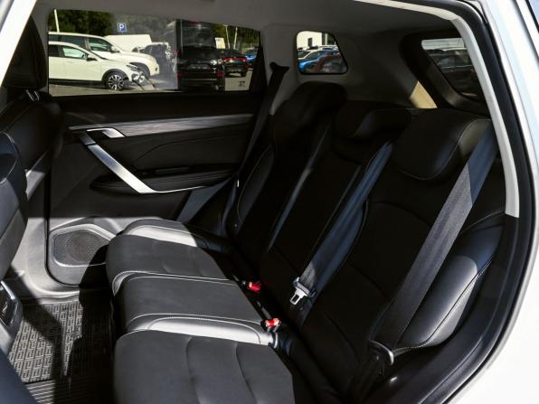 Geely Atlas Pro с пробегом 2022 года, цена 1 963 000 рублей, 80950 км, внедорожник, Автокод Объявления