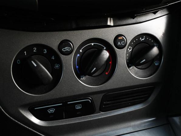 Ford Focus III с пробегом 2013 года, цена 749 000 рублей, 251842 км, универсал, Автокод Объявления